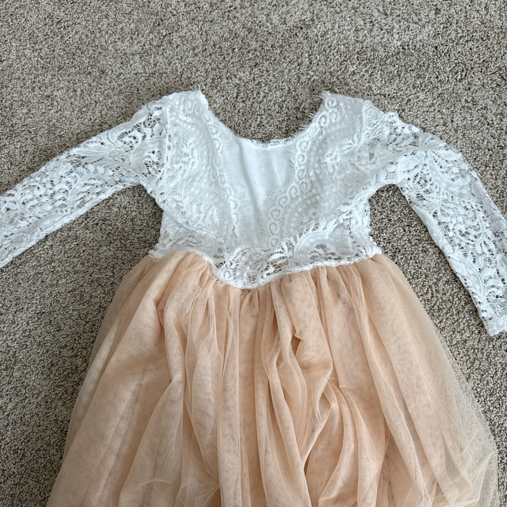 Two Bunnies formal lace/tulle gown for size 12-14 girl